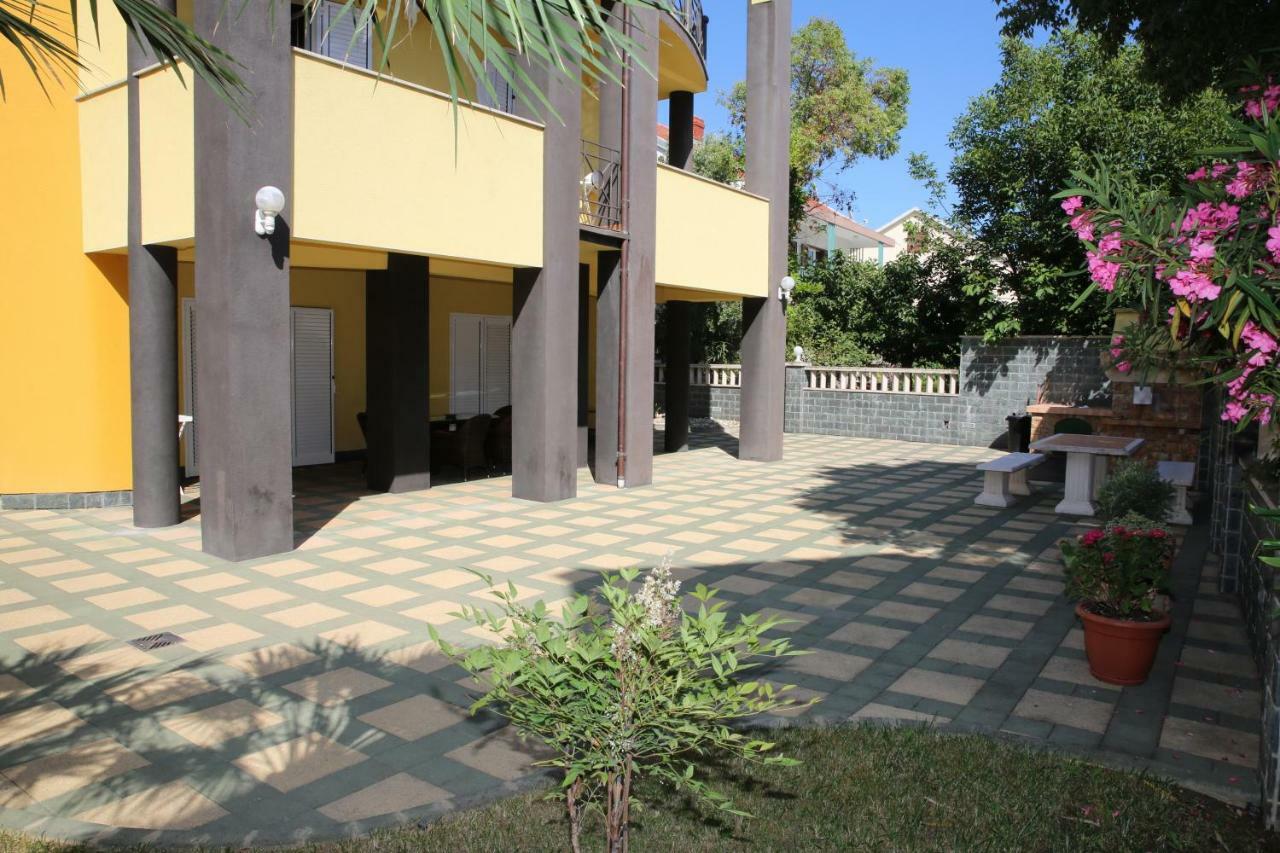 Vila Nara Hotel Vodice Exterior foto