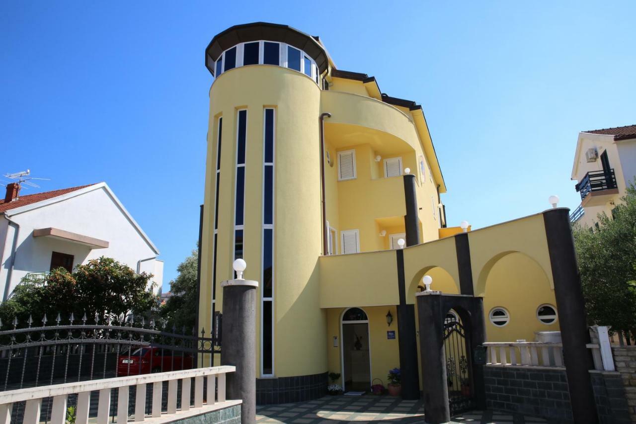 Vila Nara Hotel Vodice Exterior foto